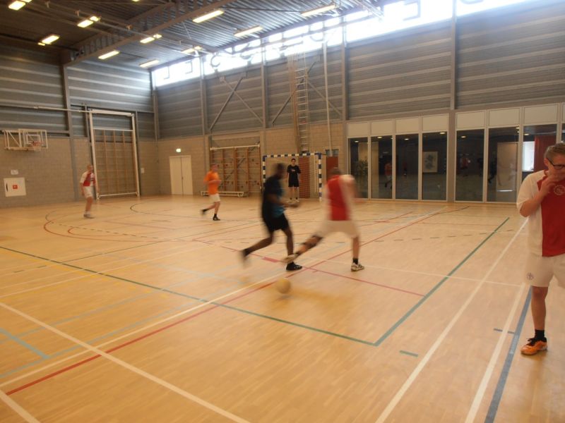 Bestand:CHFapr2012 1.JPG